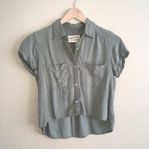 Abercrombie & Fitch XS Crop Top Button Down Shirt